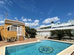 3 bedrooms Villa in La Marina, Spain No. 9149 - Image 2