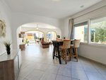 3 bedrooms House in Calpe, Spain No. 91979 - Image 11