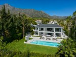 6 bedrooms Villa in Marbella, Spain No. 92108 - villa in Spain