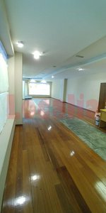 180m² Commercial property in Santander, Spain No. 92464 - Image 6