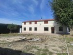 4 bedrooms House in Fuente Vaqueros, Spain No. 92985 - house in Spain