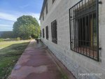 4 bedrooms House in Fuente Vaqueros, Spain No. 92986 - Image 2