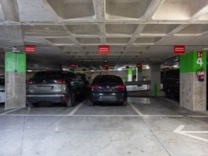 11m² Garage in Madrid, Spain No. 95451