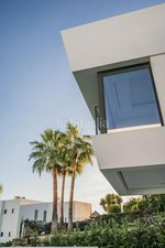 5 bedrooms Villa in Marbella, Spain No. 95947 - Image 15