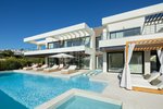 6 bedrooms Villa in Marbella, Spain No. 96582 - Image 2