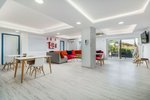 6975m² Hotel in Cadiz, Spain No. 97732 - Image 4