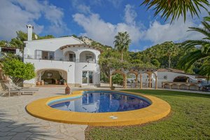 6 bedrooms Villa in Moraira, Spain No. 9778