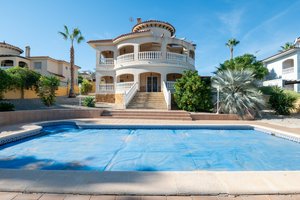4 bedrooms Villa in Algorfa, Spain No. 9786