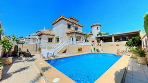 4 bedrooms Villa in La Zenia, Spain No. 9792