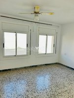3 bedrooms Apartment in Vilanova i la Geltru, Spain No. 98435 - Image 8