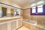3 bedrooms Townhouse in Marbella, Spain No. 9927 - Image 7