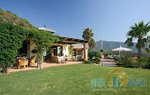 4 bedrooms Villa in Marbella, Spain No. 9933 - Image 2