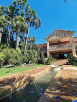 9 bedrooms Villa in Marbella, Spain No. 99877 - Image 4