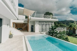 6 bedrooms Villa in Kamala, Thailand No. 10980