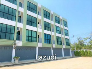 312m² Bungalow in Pattaya, Thailand No. 16086