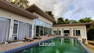 4 bedrooms Villa in Chiang Mai, Thailand No. 16767