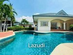 4 bedrooms Villa in Pattaya, Thailand No. 17699 - Image 2