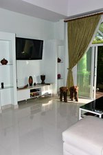 6 bedrooms Villa in Pattaya, Thailand No. 20058 - Image 2