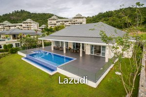 4 bedrooms Villa in Hua Hin, Thailand No. 23402