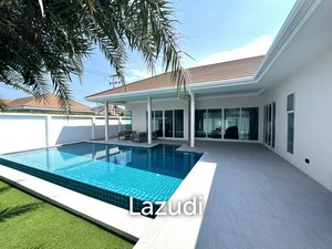 3 bedrooms Villa in Hua Hin, Thailand No. 23436
