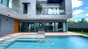 4 bedrooms Villa in Bang Lamung, Thailand No. 23474