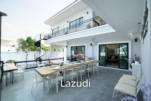 6 bedrooms Villa in Pattaya, Thailand No. 23892