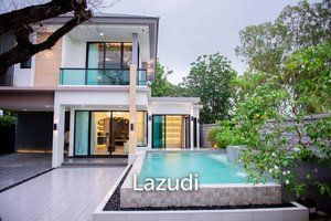 4 bedrooms Villa in Hua Hin, Thailand No. 24087
