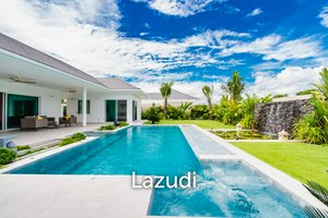 3 bedrooms Villa in Hua Hin, Thailand No. 24455