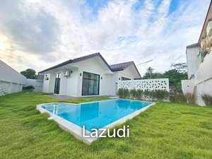 4 bedrooms Villa in Kathu, Thailand No. 25434