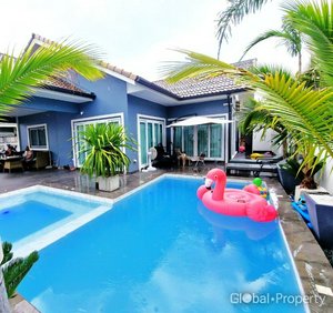 3 bedrooms Cafe / restaurant in Pattaya, Thailand No. 25488