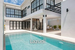3 bedrooms Villa in Rawai, Thailand No. 25503