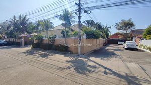 3 bedrooms Cafe / restaurant in Pattaya, Thailand No. 25735