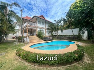 4 bedrooms Villa in Hua Hin, Thailand No. 25791
