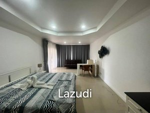 4 bedrooms Villa in Hua Hin, Thailand No. 25791