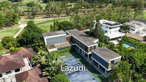 9 bedrooms Villa in Kathu, Thailand No. 25801
