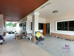 5 bedrooms House in Chiang Mai, Thailand No. 27250 - Image 9