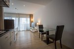 32m² Condo in Noble Refine Bangkok, Thailand No. 30970 - Image 8