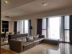 3 bedrooms Condo in The Met Bangkok, Thailand No. 31138