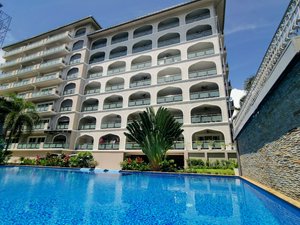 2 bedrooms Condo in Pattaya, Thailand No. 326
