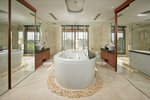 5 bedrooms Villa in Phuket, Thailand No. 366 - Image 11