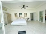 12 bedrooms Villa in Pattaya, Thailand No. 4230 - Image 23
