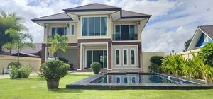 4 bedrooms Villa in Hua Hin, Thailand No. 4306