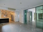 4 bedrooms Villa in Bangkok, Thailand No. 4974 - Image 7