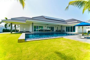 3 bedrooms Villa in Hua Hin, Thailand No. 5012