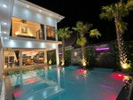 8 bedrooms Villa in Pattaya, Thailand No. 5351 - Image 6