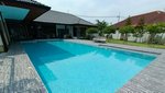 6 bedrooms Villa in Pattaya, Thailand No. 5749 - Image 2