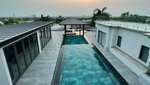 5 bedrooms Villa in Pattaya, Thailand No. 5840 - villa in Thailand