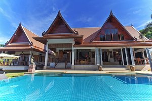 4 bedrooms Villa in Phuket, Thailand No. 5901