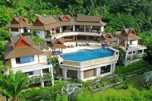 6 bedrooms Villa in Bang Tao, Thailand No. 5980