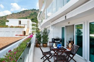 2 bedrooms Condo in Phuket, Thailand No. 7651